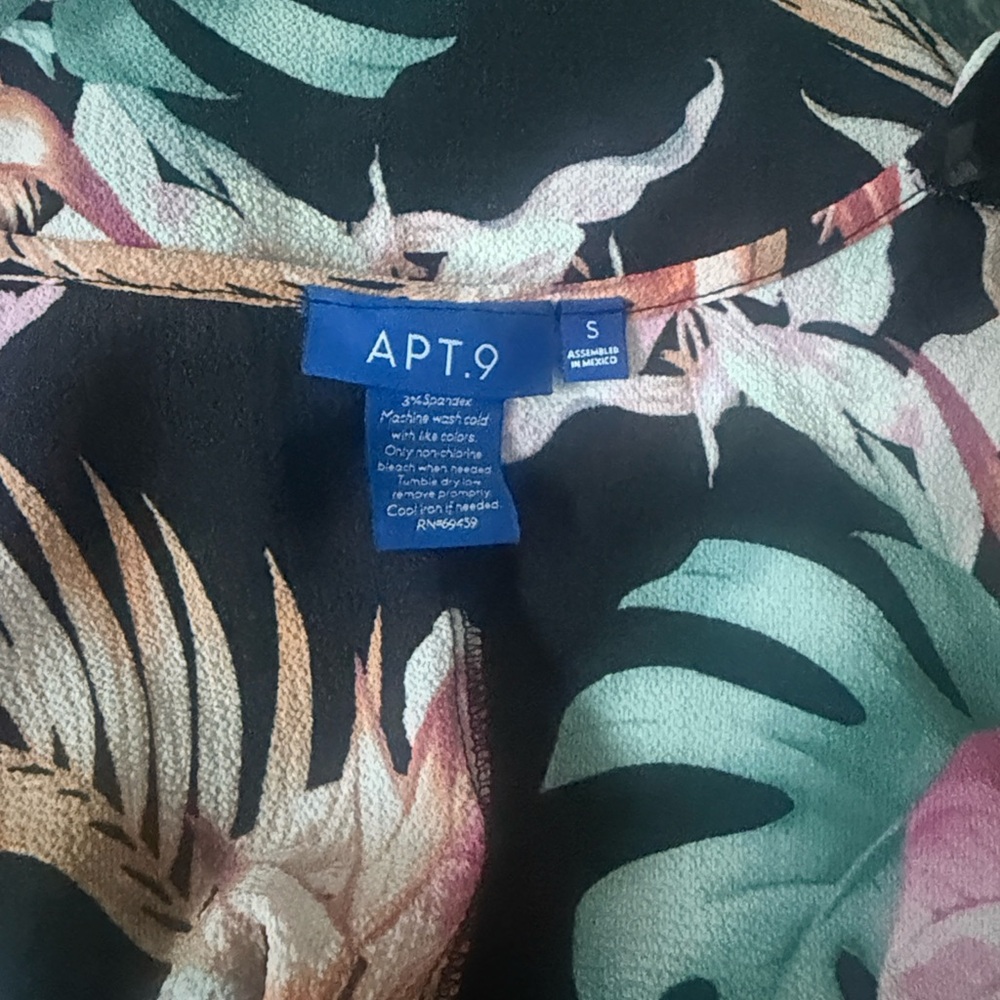 Apt. 9 floral beach cover up - Picture 6 of 6